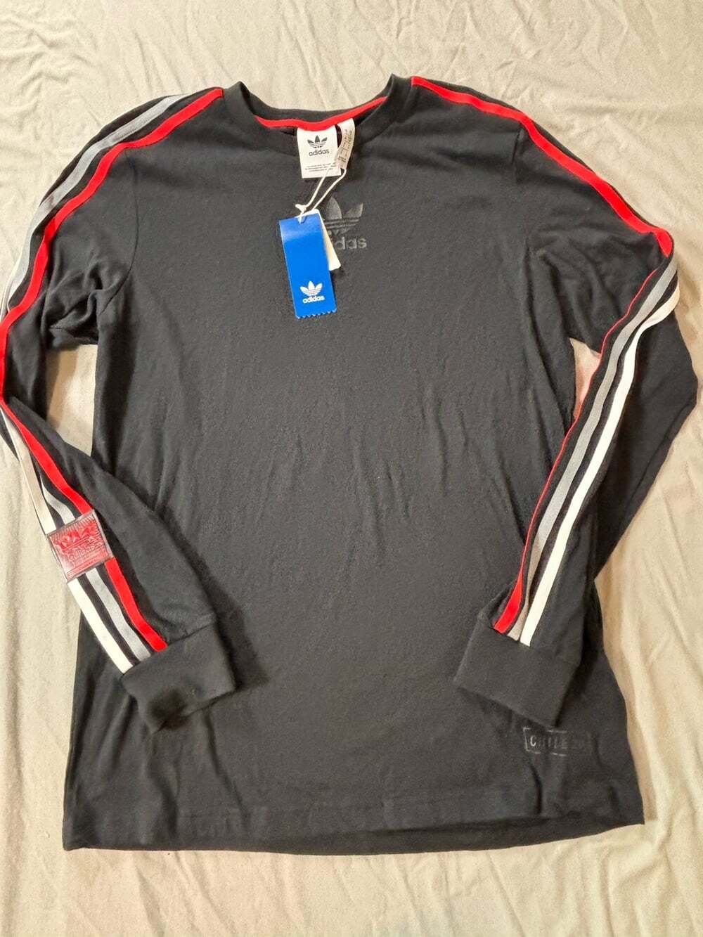 Adidas Originals Chile 20 Striped Soft Crew Neck Long Sleeve T-Shirt Small Men's